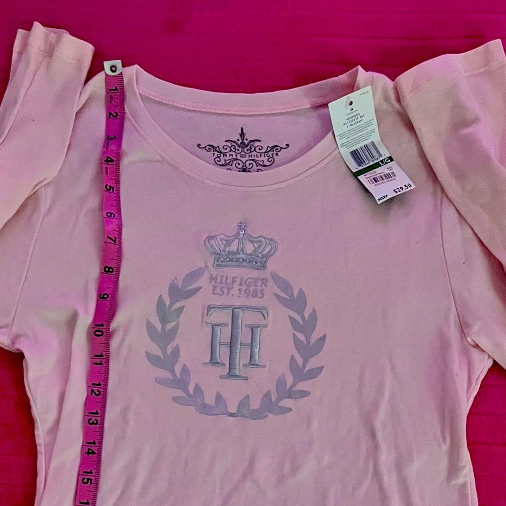 🩷 Tommy Hilfiger long sleeved pink tee 🩷